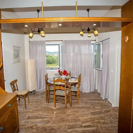 Lägenhet Nefeli House Kefalonia Lixouri